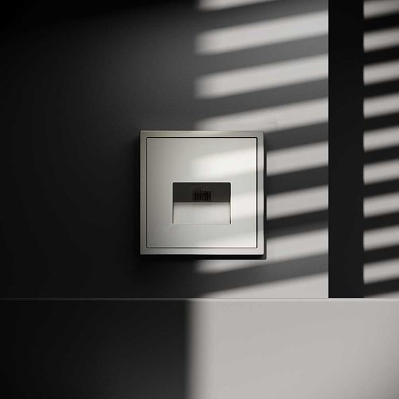 Розетка компьютерная встраиваемая Voltum S70 RJ45 кат.6, (шелк) VLS060104