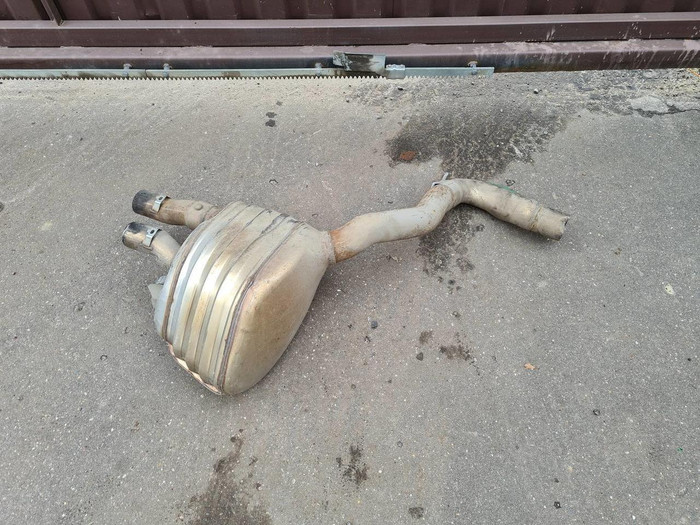 Глушитель левый Porsche Panamera 2 971 (2016-2020)