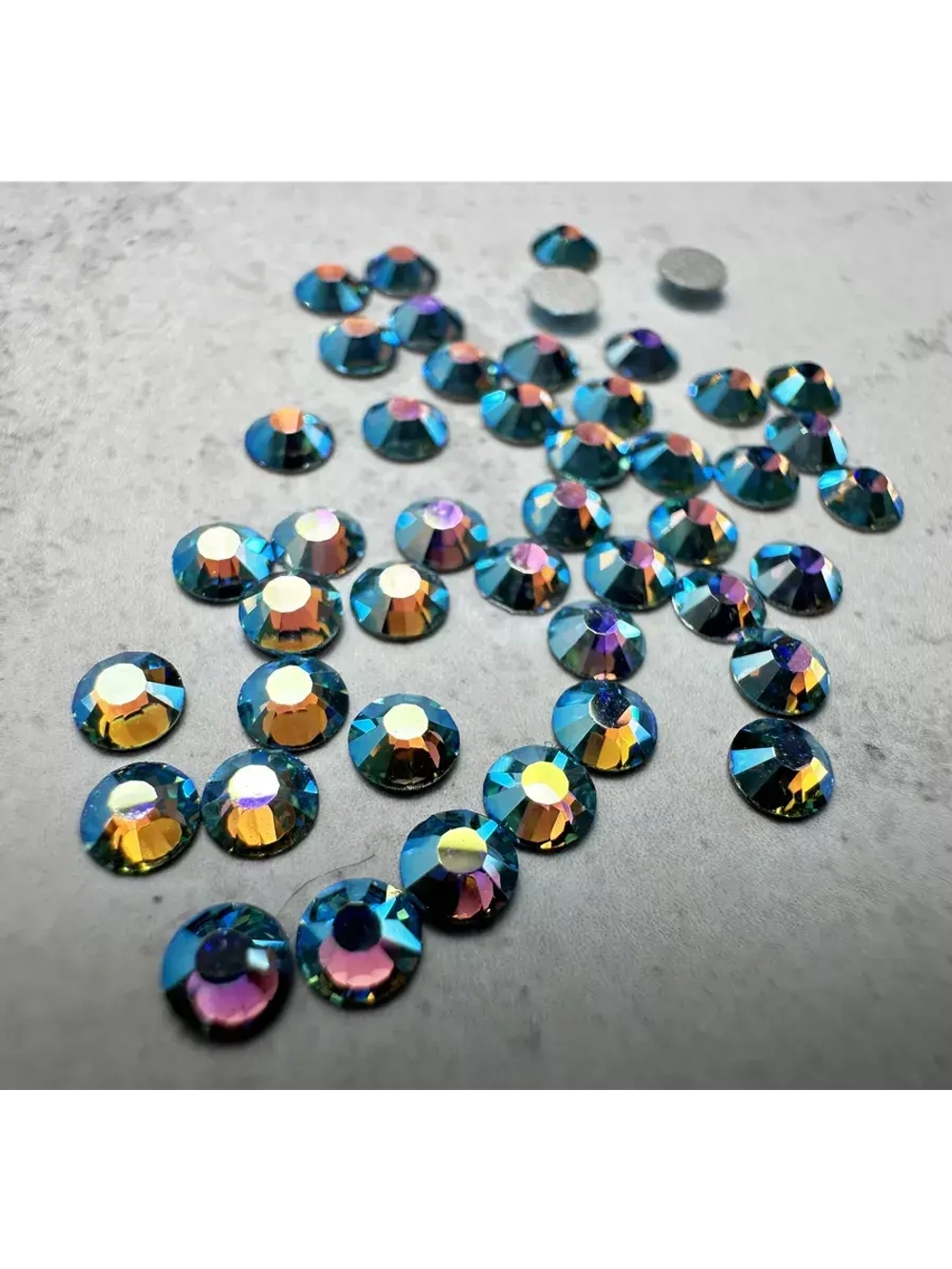 Стразы Swarovski Циркон 12ss холодной фиксации 50шт Оригинал