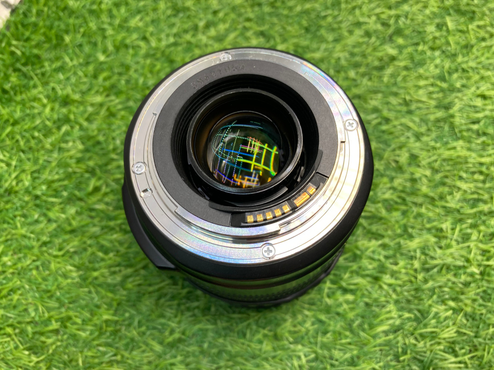 Canon EF 28-135mm 3.5-5.6 IS USM