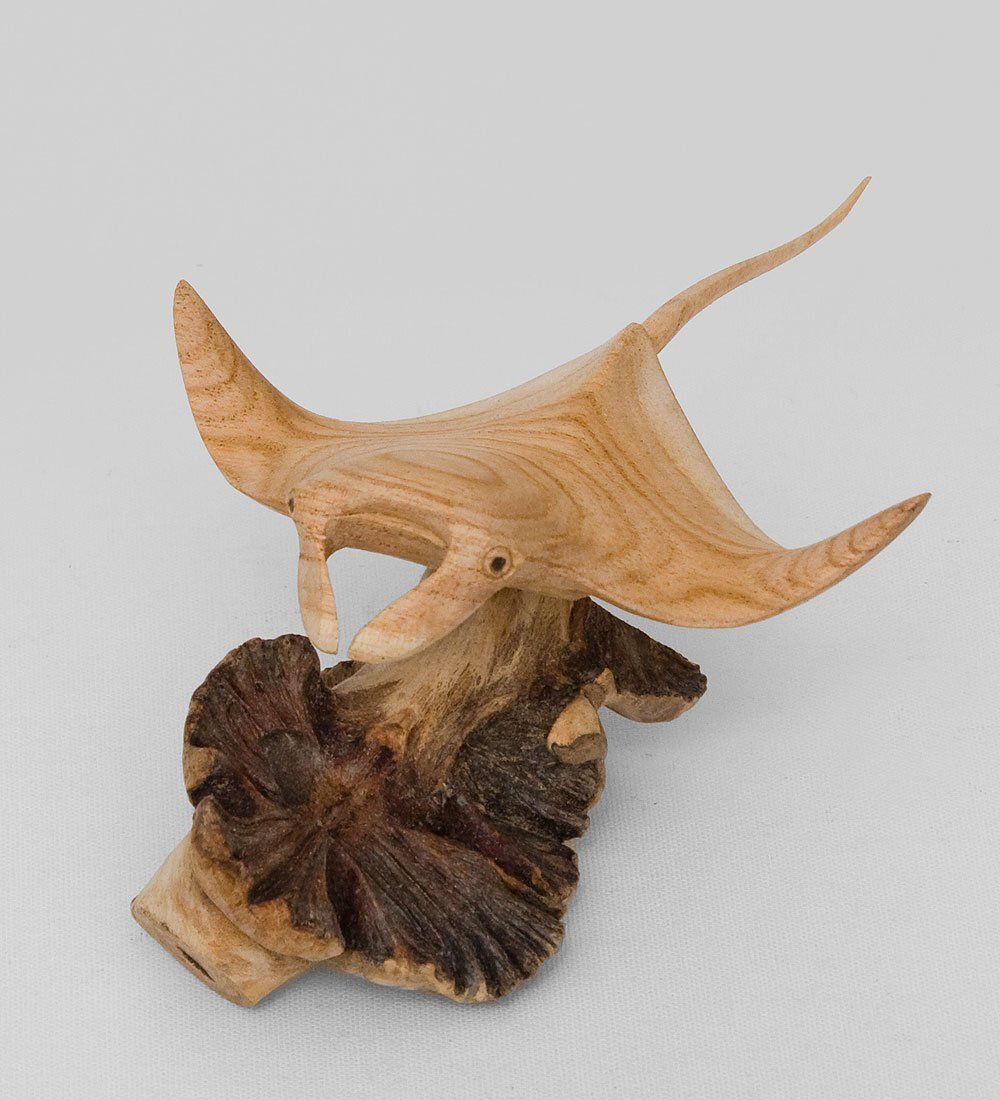 50-027 Статуэтка «Скат манта»