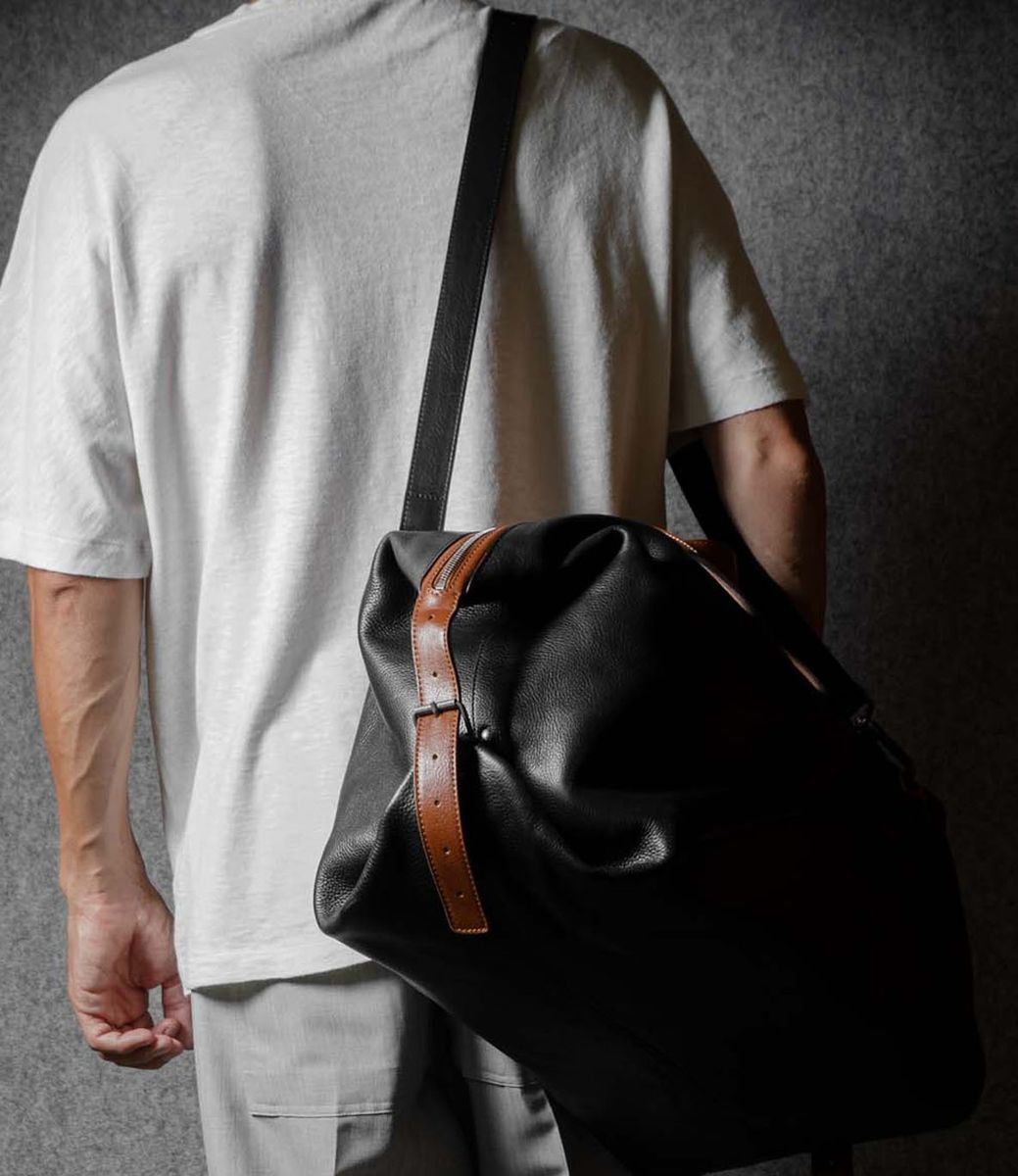 Hard Graft Layover Holdall Coal — дорожная сумка из кожи