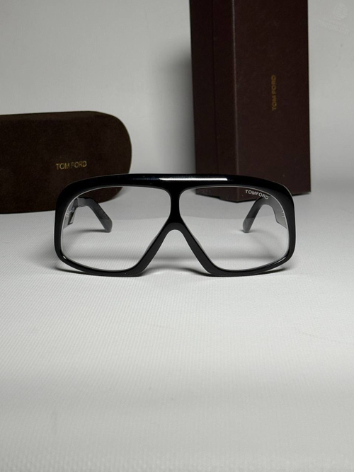 Солнцезащитные очки Tom Ford