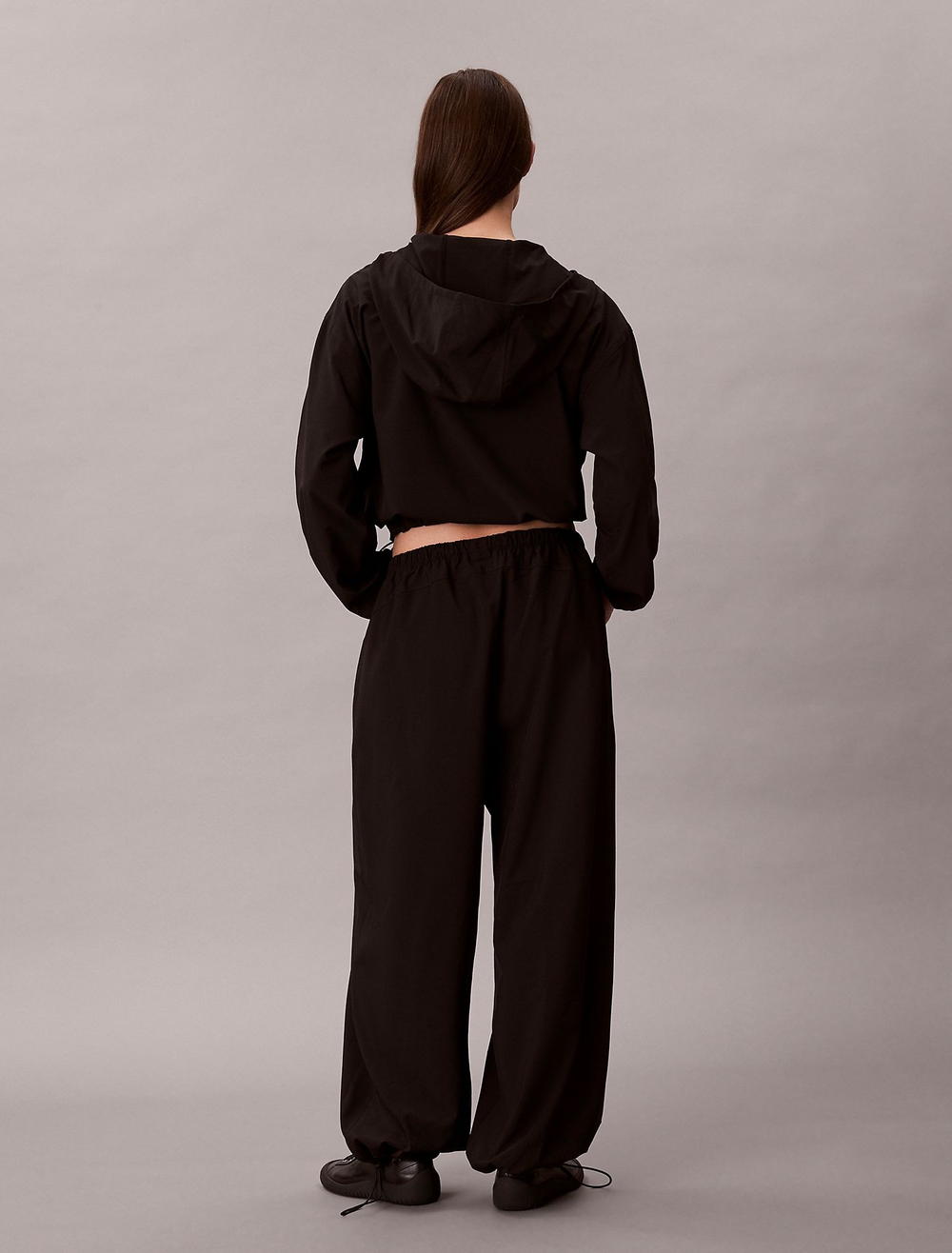 Брюки Calvin Klein Woven Parachute Pants Black