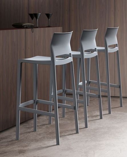 Стул пластиковый барный Bakhita 76