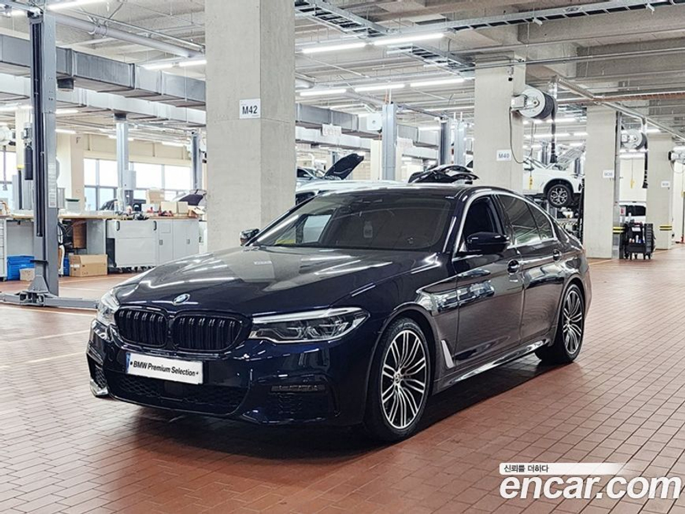 BMW 5 Series (G30) 530i M Sports Plus (09.2019)