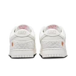 Женские кроссовки Nike Dunk Low 'Give Her Flowers' FZ3775-133