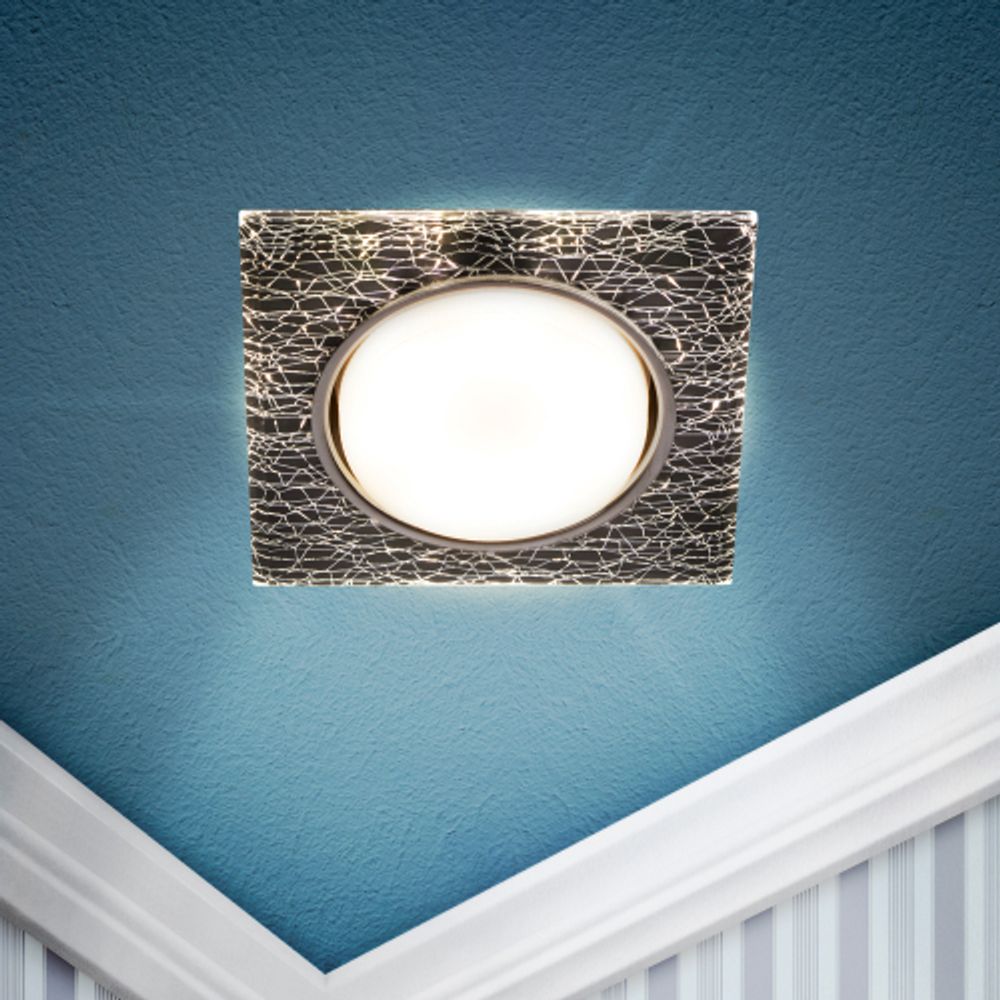 Светильник встраиваемый cо светодиодной подсветкой ЭРА DK LD50 WH/BK под лампу GX53 белый/черный | Встраиваемые LED светильники