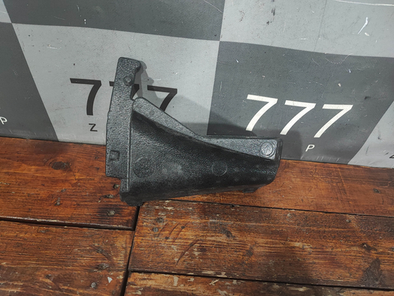 Наполнитель двери передней правой MB W205 14-23 Б/У Оригинал A2057270216