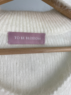Свитер To be Blossom
