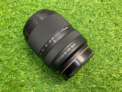 Sony DT 18-135mm 3.5-5.6 SAM