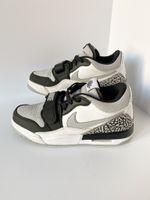 Кроссовки Nike, 37