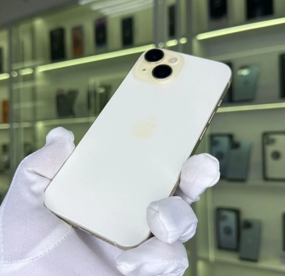 iPhone 15, 128 ГБ б/у