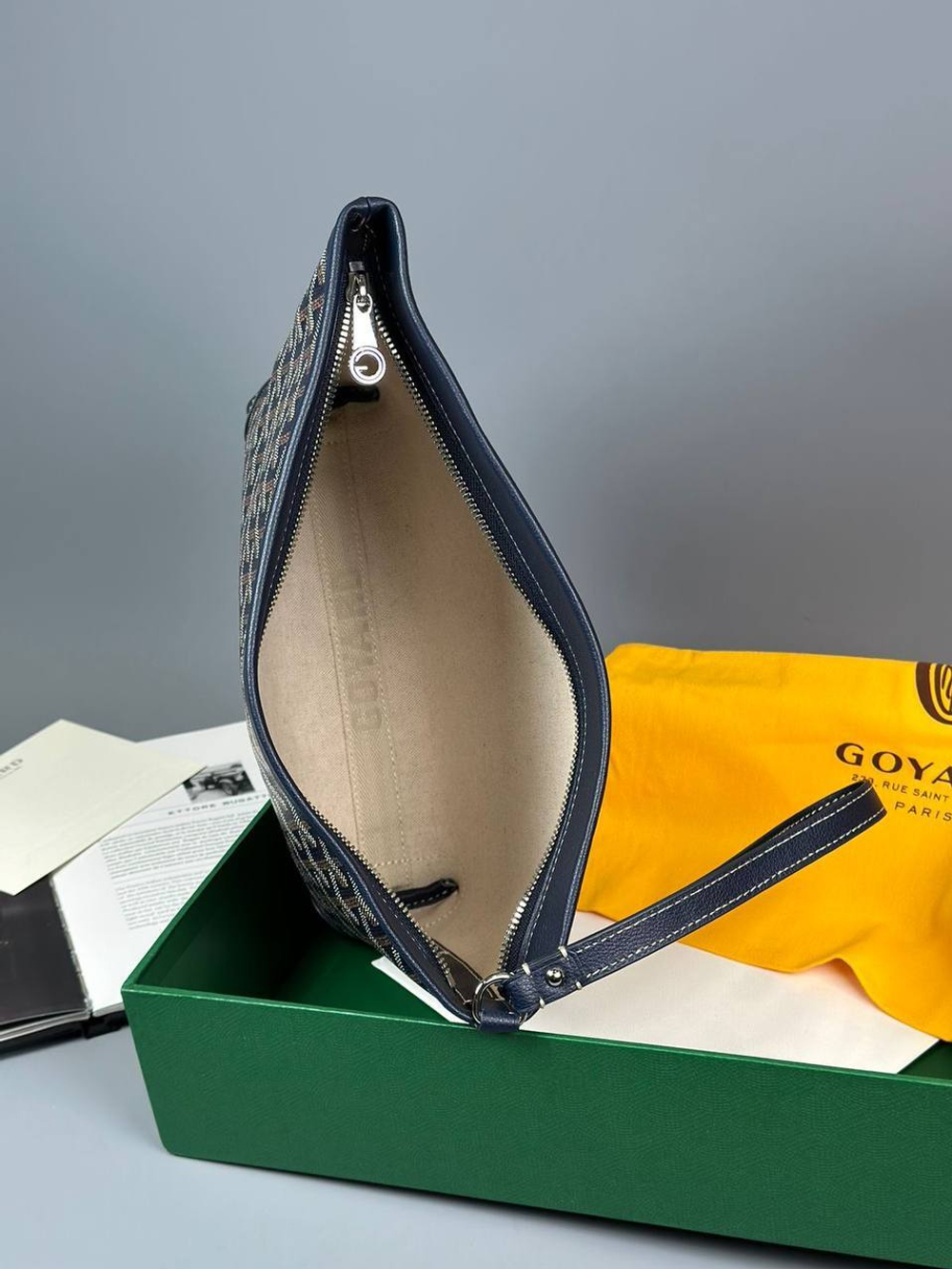 Клатч Goyard