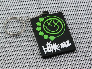 Брелок Blink-182