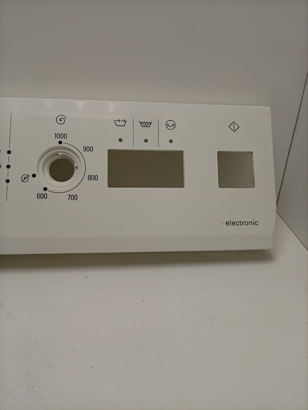 S1WTF3002A кт14 Панель лицевая для стиральной машины Siemens Bosch б/у