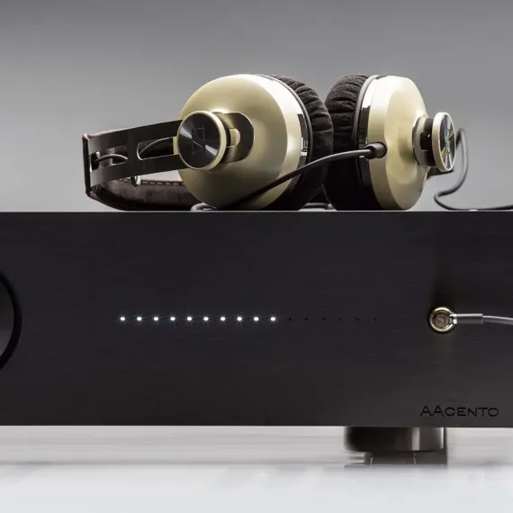 Audio Analogue AACento Black