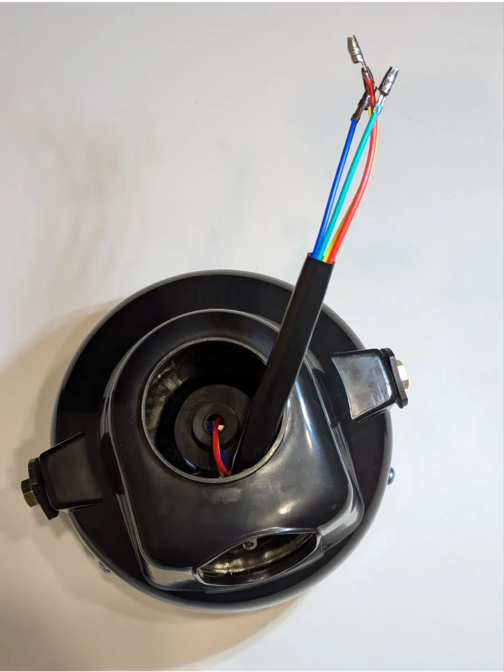 - - Фара для мотоцикла круглая (мопед Альфа, Дельта)