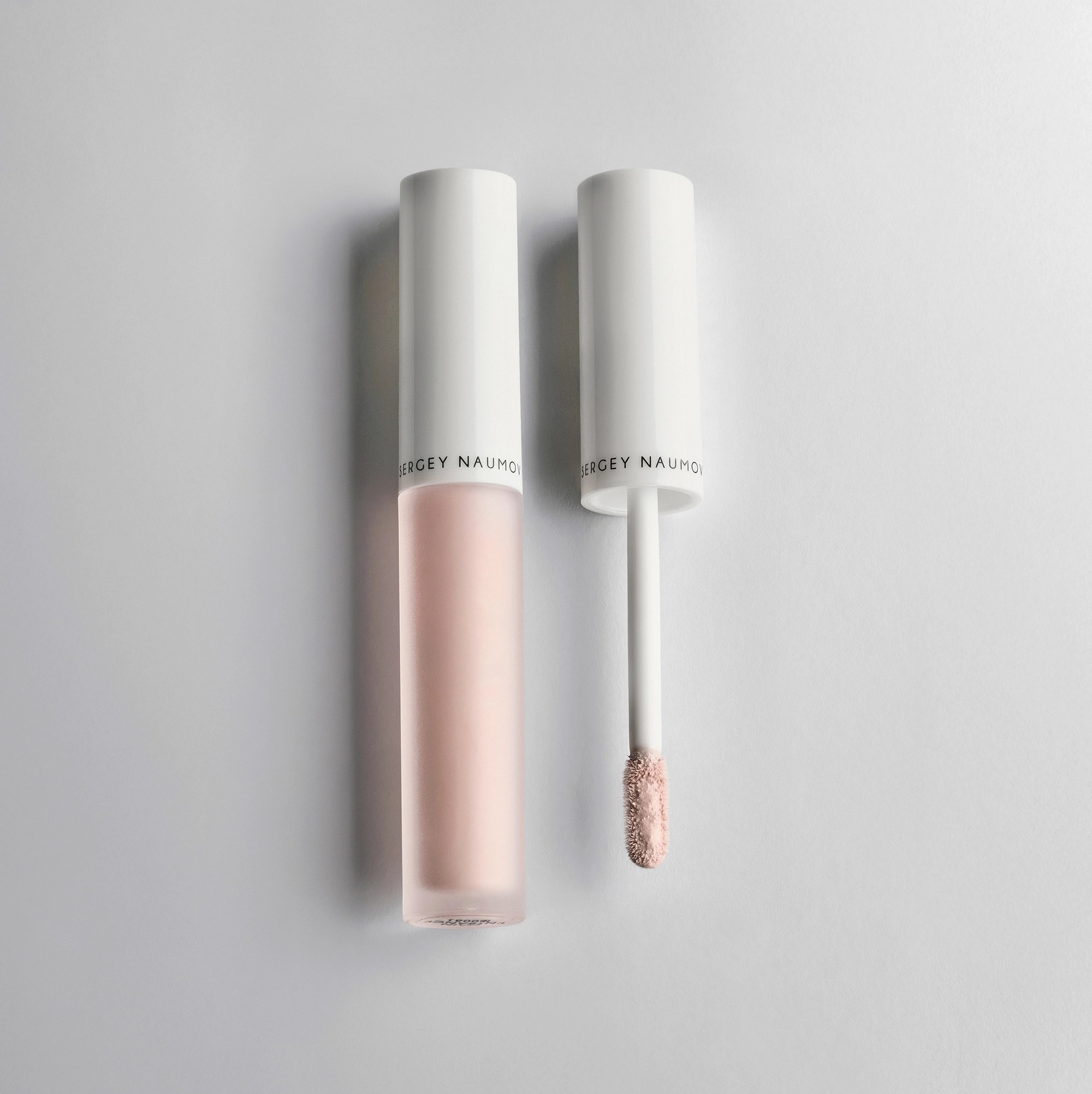 Хайлайтер под глаза UNDER EYE HIGHLIGHTER MAIN ENTRANCE 3 мл