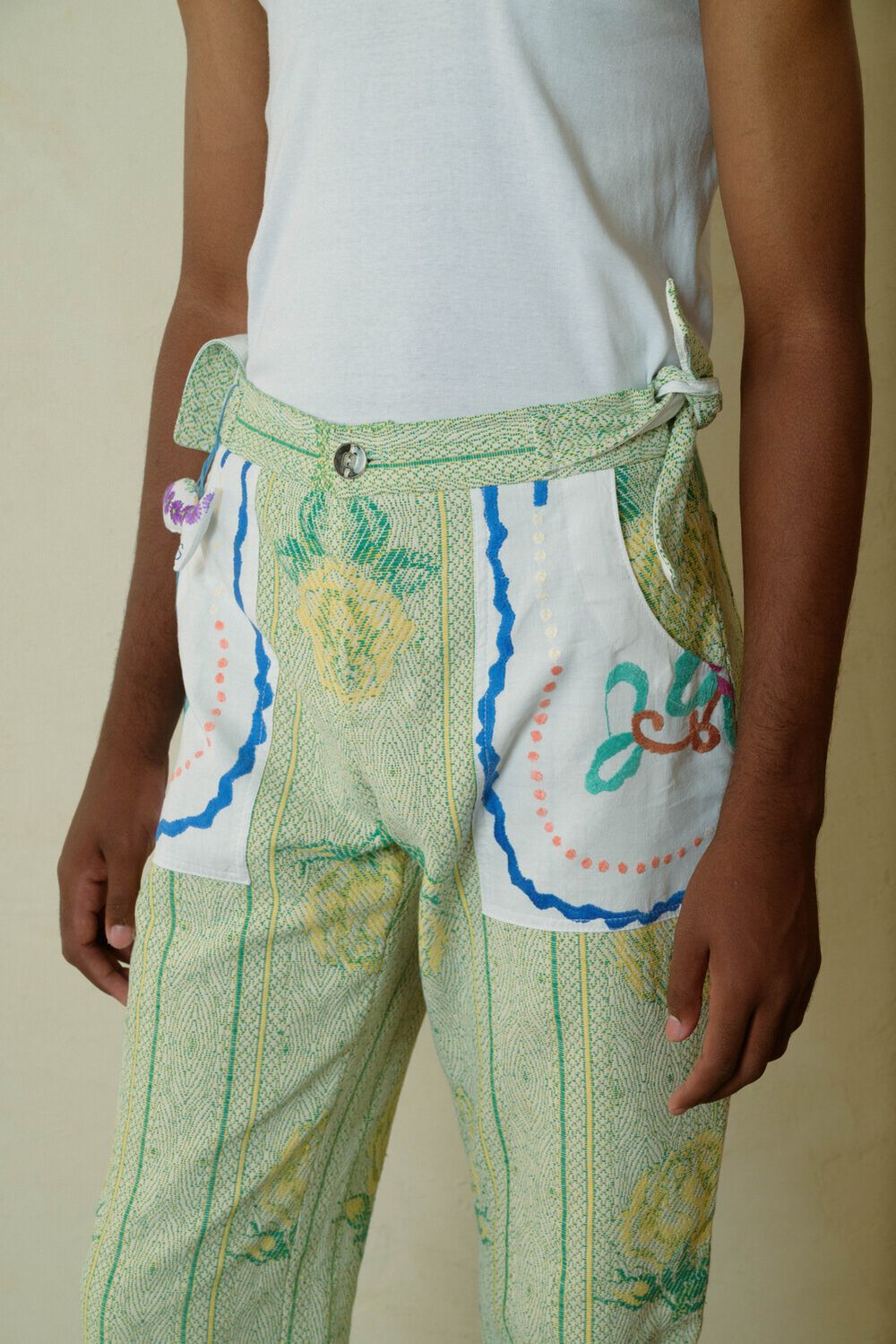 Брюки Soeurs с Расшитыми Карманами 2 / Hand-Embroidered Pockets 2 зеленые