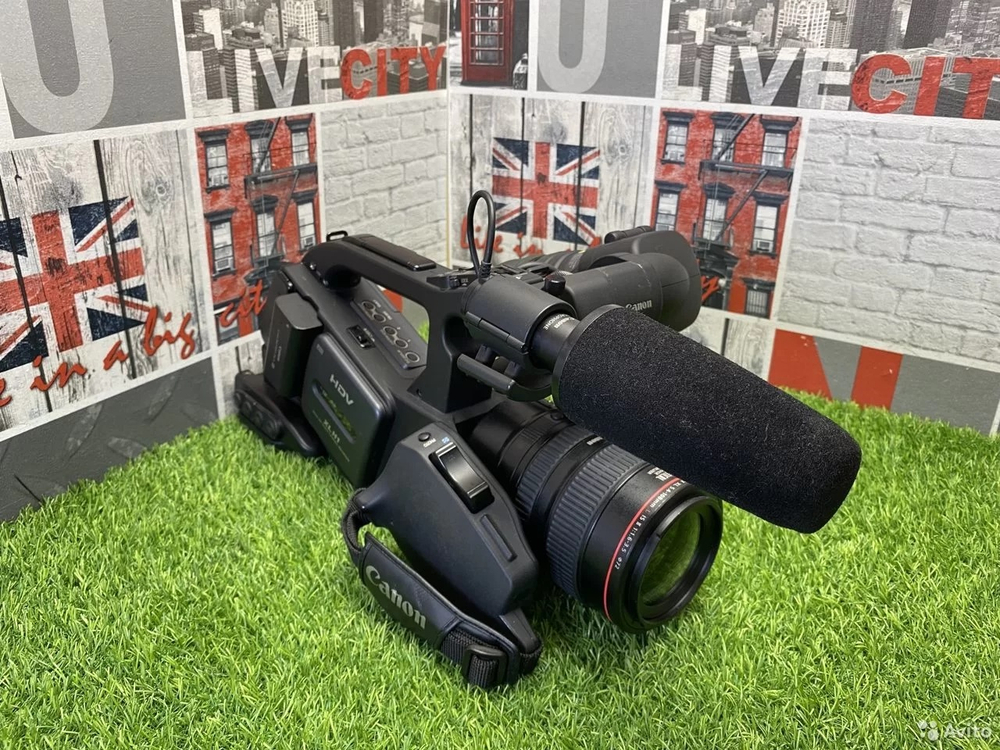 Видеокамера Canon XL H1