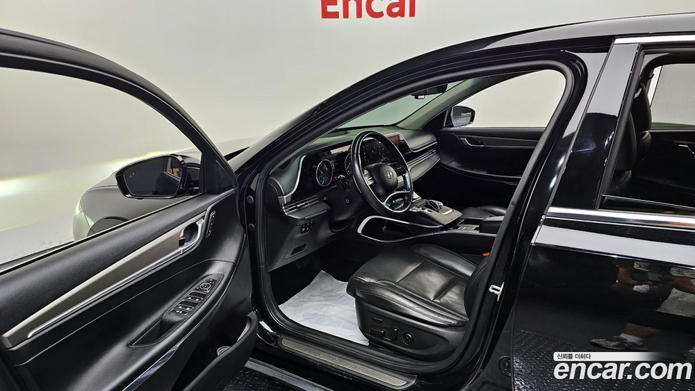 Hyundai The New Grandeur (Azera) IG Hybrid Exclusive (10.2020)