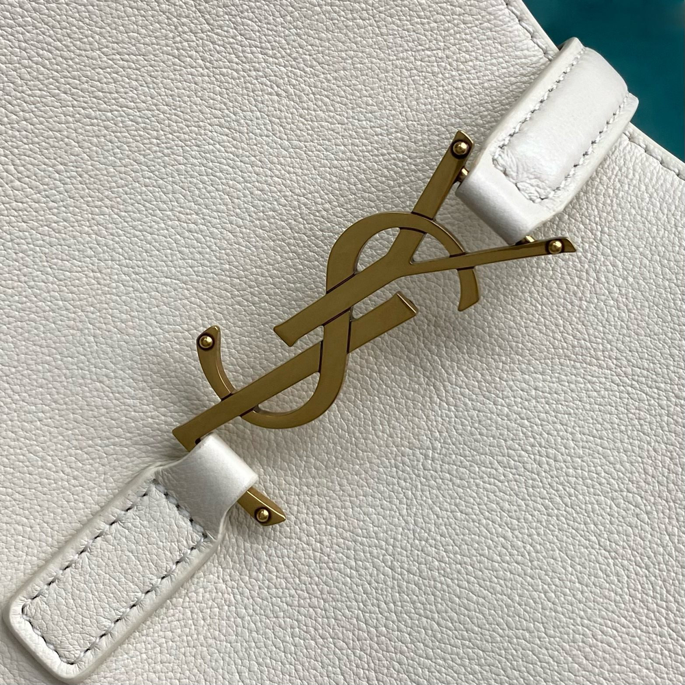 Saint Laurent Small Le 5 A 7 23 cm
