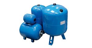 Гидропневмобаки