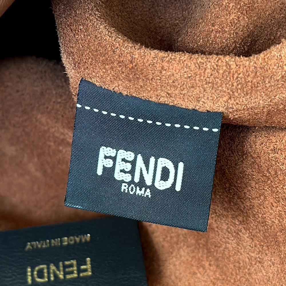Fendi Large Mamma Baguette 31 cm