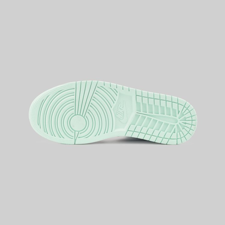 Кроссовки Jordan 1 Mid Mystic Navy артикул:554724-413 - купить в магазине Дайс