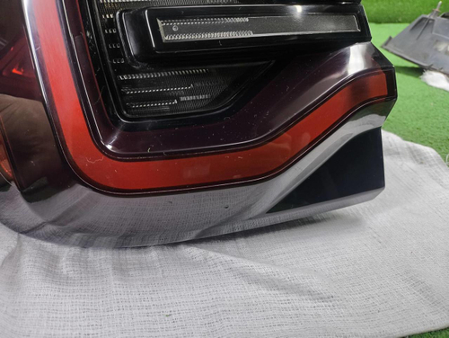 Фонарь левый внешний BMW X3 G01 (2021-н.в.)