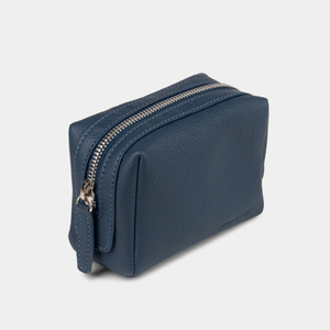 Косметичка Mignon из кожи теленка синего цвета