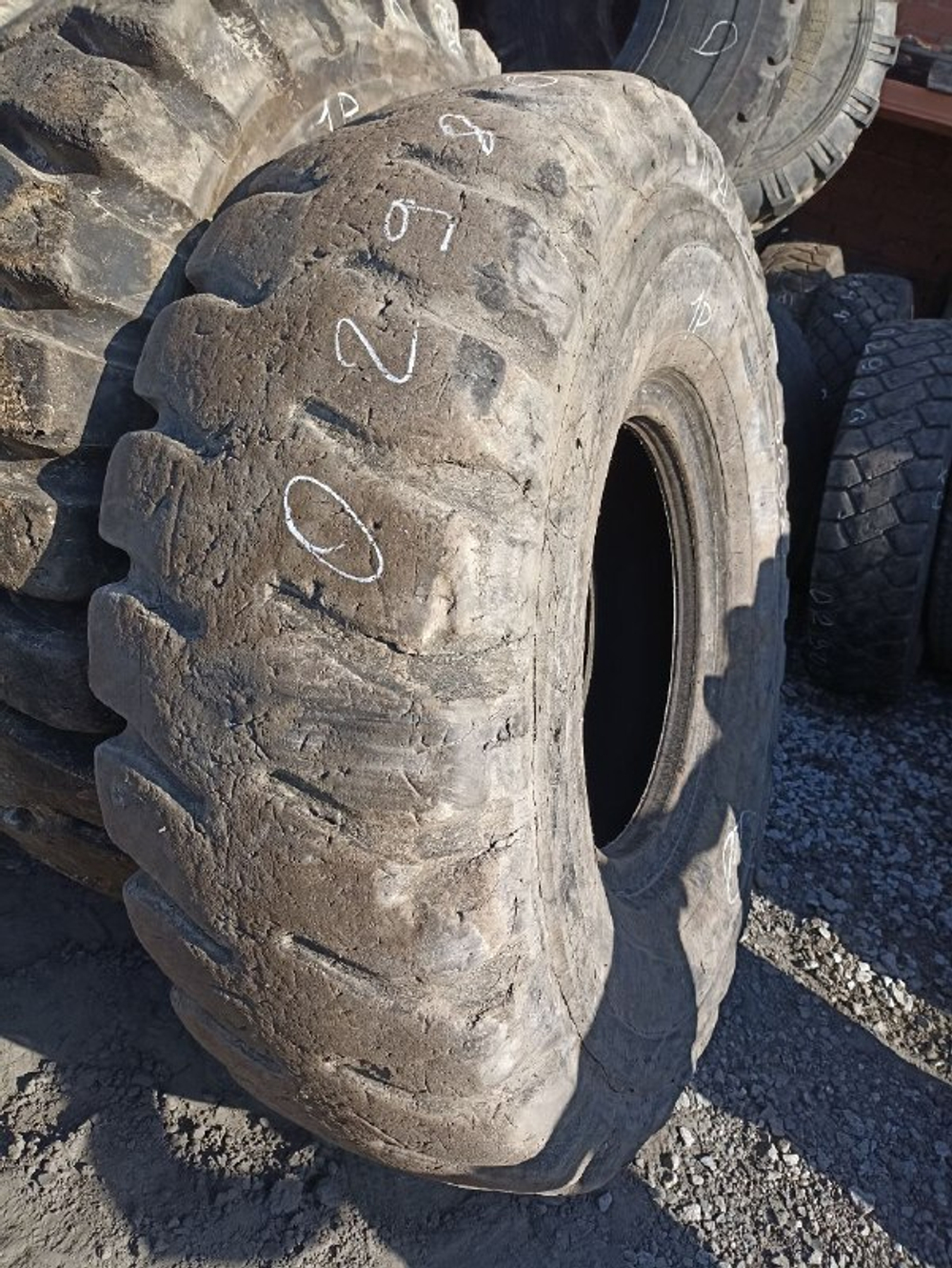 16.00R25 Bridgestone VRLS шина б/у