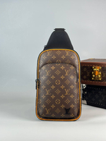 Сумка-слинг Louis Vuitton, арт. 477478994