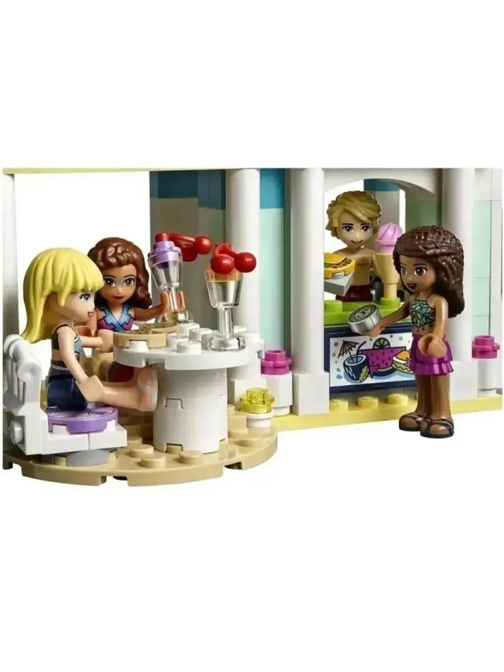 Конструктор Френдс Курорт Хартлейк-сити 1039 деталей 3018