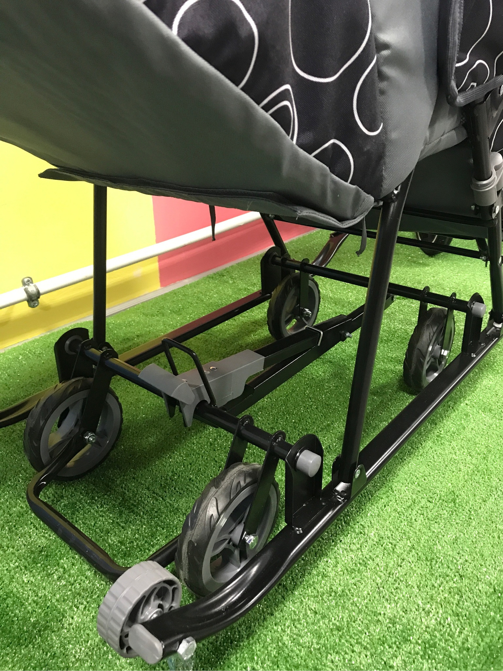 Санки-коляска СНЕЖИНКА УНИВЕРСАЛ 1 круги Арт. У1-К