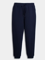 Осенний мужской костюм