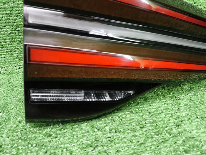 Фонарь левый внутренний BMW X3 G01 (2021-н.в.)