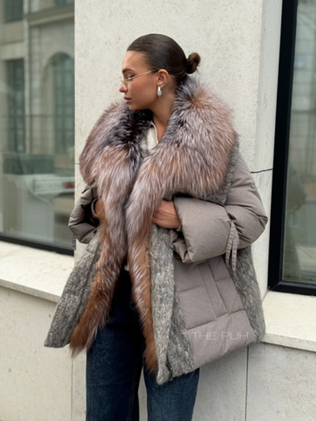 Комбинированный пуховик с шерстяными вставками в цвете капучино