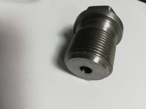 Втулка болта регулировки рокеров ВАЗ 21214 Нива резьбовая