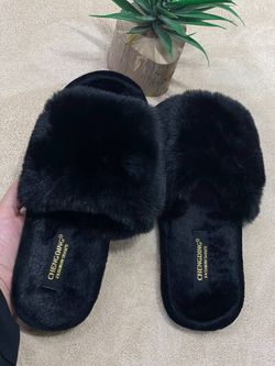 Домашние тапочки Пушистики