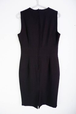 Платье Dorothy Perkins приталенное, маркировка 36, визуально на 42 размер