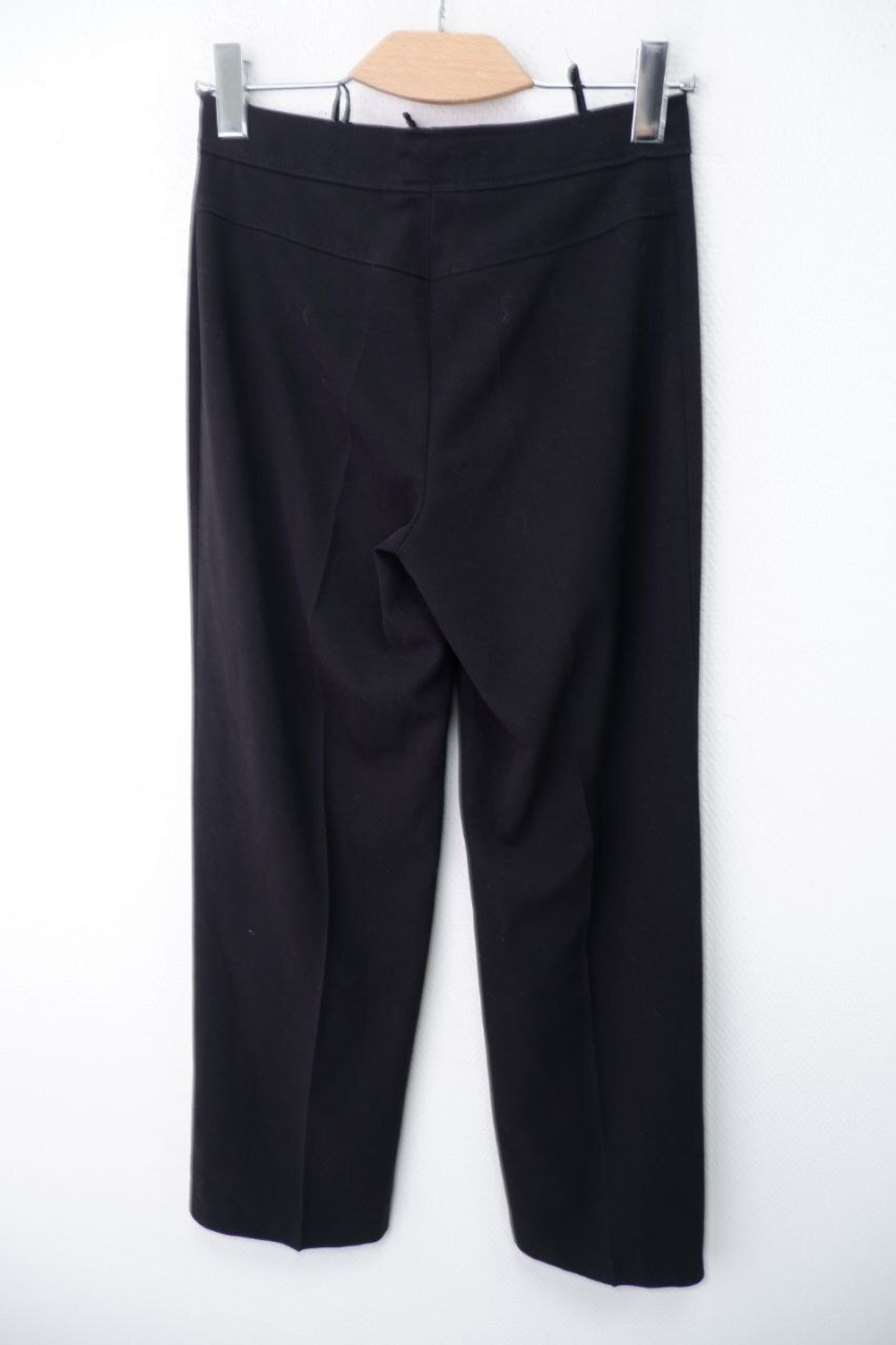 Брюки черные стильные 44 размер