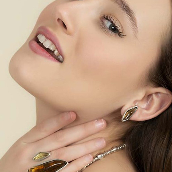 Серьги пусеты Ciclon LIPNO MARRON A241608-02