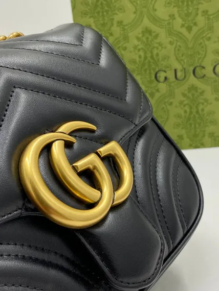 Мини-сумка на плечо женская Gucci GG Marmont черный
