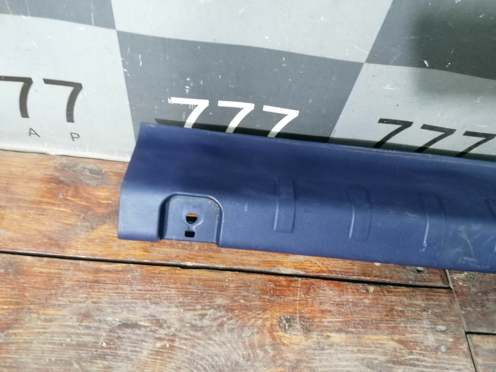 Обшивка замка багажника Tank 500 21-нв Б/У Оригинал 5602102XKV3AA