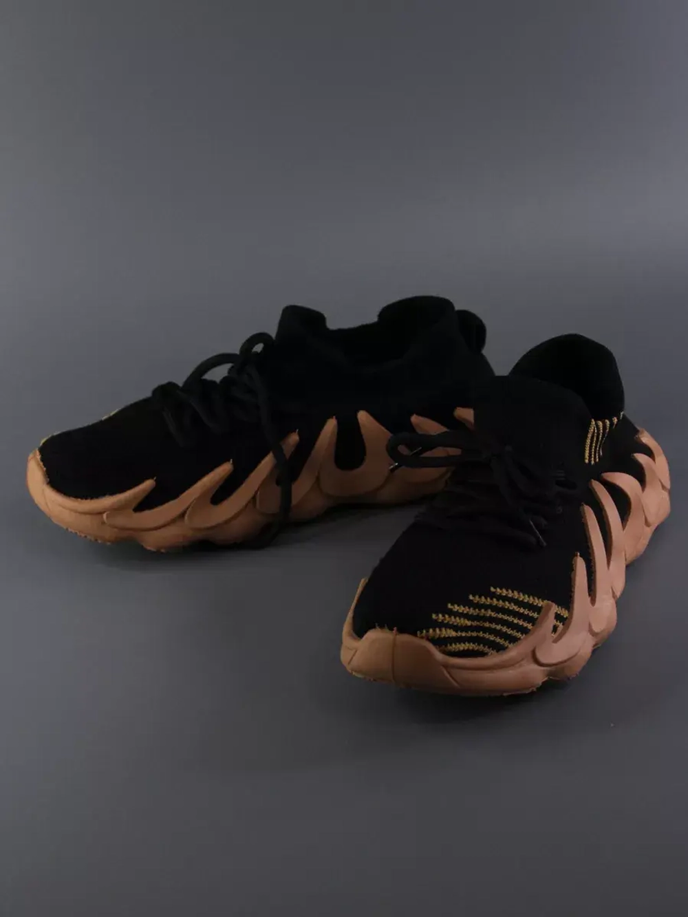 Кроссовки Изики детские - Yeezy boost- черно-коричневые