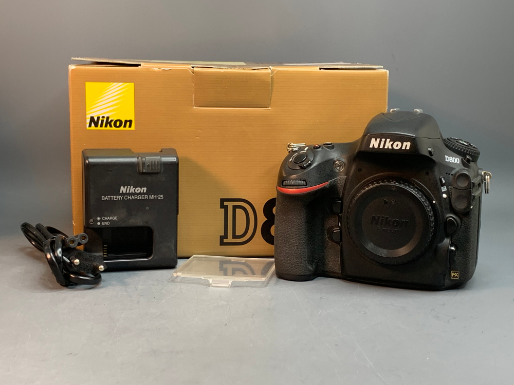 Nikon D800 38.800 кадров