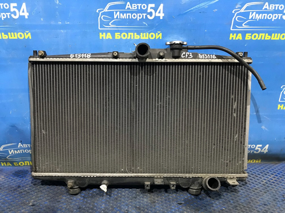 Радиатор двигателя Honda ACCORD 1997-2002