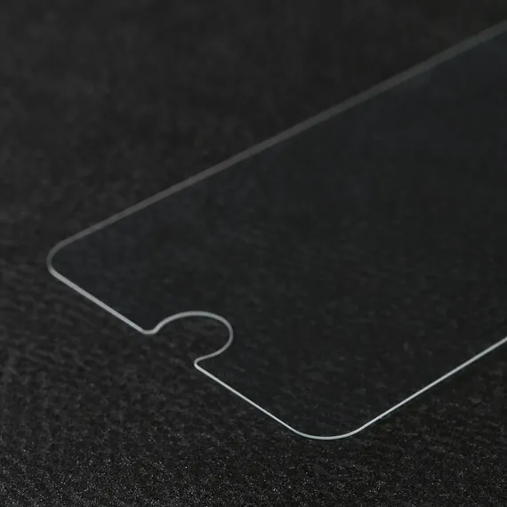 Защитное стекло 2.5D LuazON для iPhone 6 Plus/6S Plus (5.5&quot;), полный клей